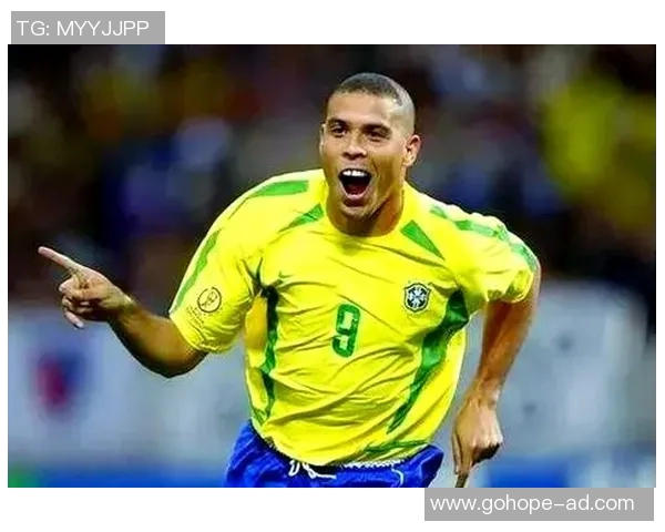 全球足坛传奇球星的名字与他们的辉煌成就一览